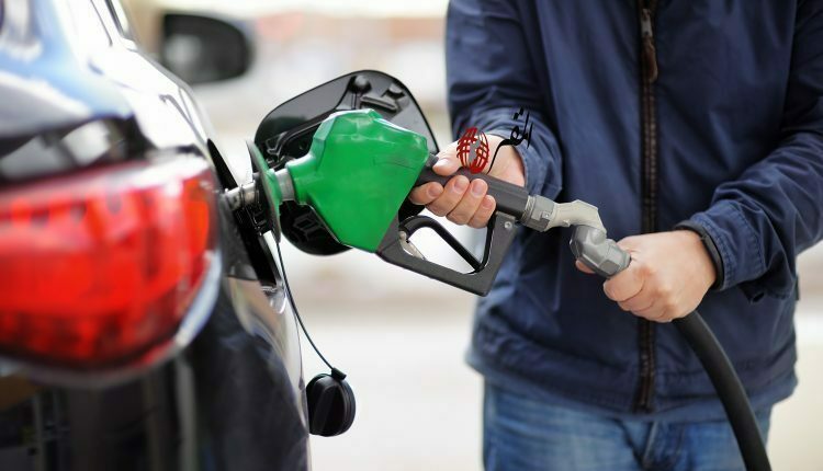 الاردن... ارتفاع الطلب على المحروقات 40 قبيل تطبيق الأسعار الجديدة ورقابة مشددة على المحطات لمنع الاحتكار