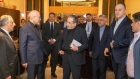 رسائل مبطنة على إكس.. لهذا رفض وفد إيران التقاط صور مع فانس