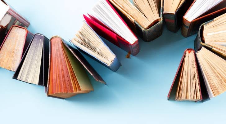 تطوير المناهج يؤكد جاهزية الكتب المدرسية