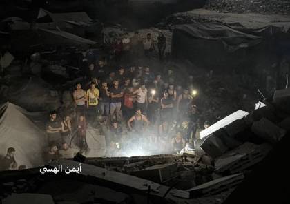 بالصور.. 12 شهيدا واكثر من100 مفقود في انهيار عمارة سكنية تعرضت لقصف مسبق بمدينة غزة